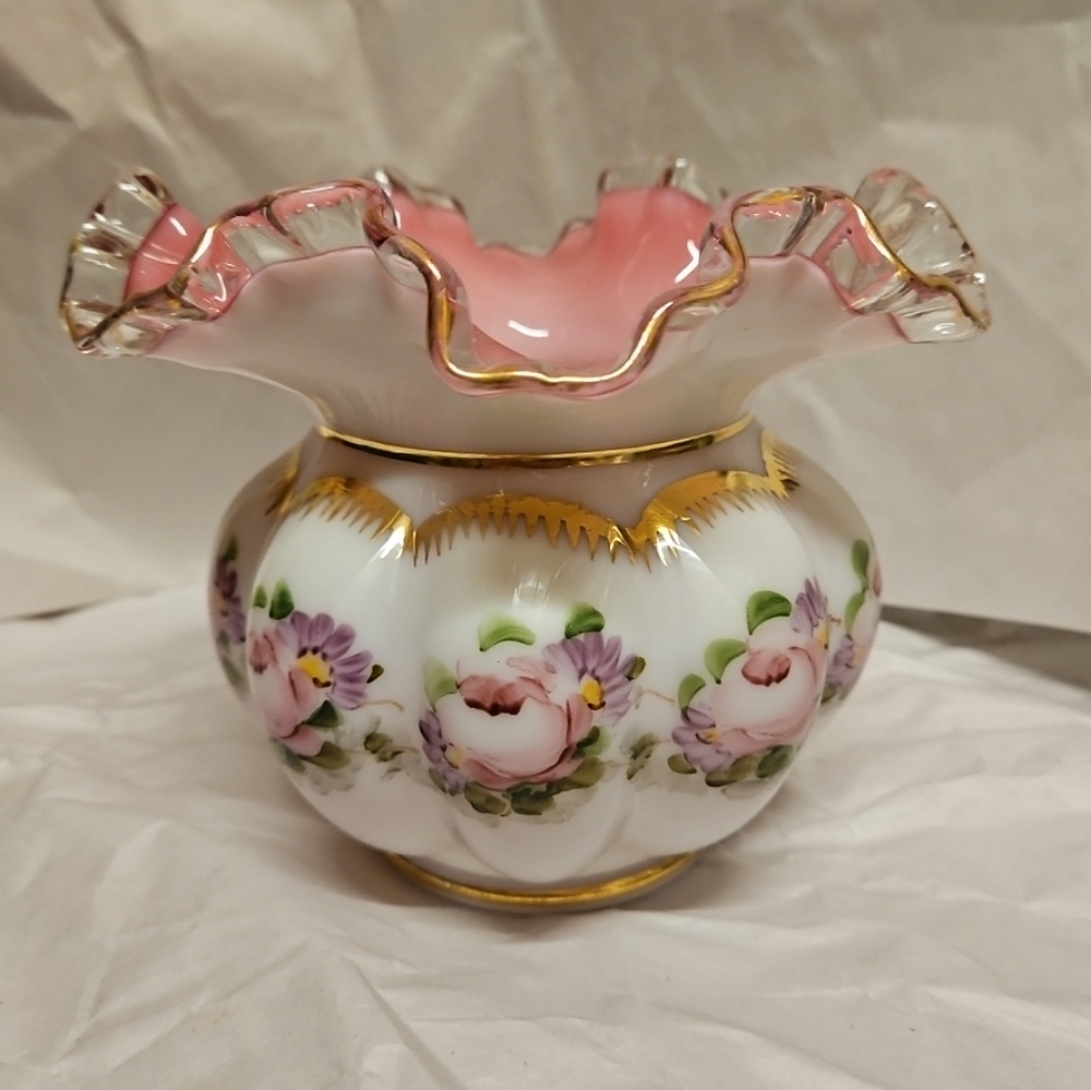 Fenton Charleton Rose Peach Crest Melon Ruffled Rim Vase - Picture 3 of 8